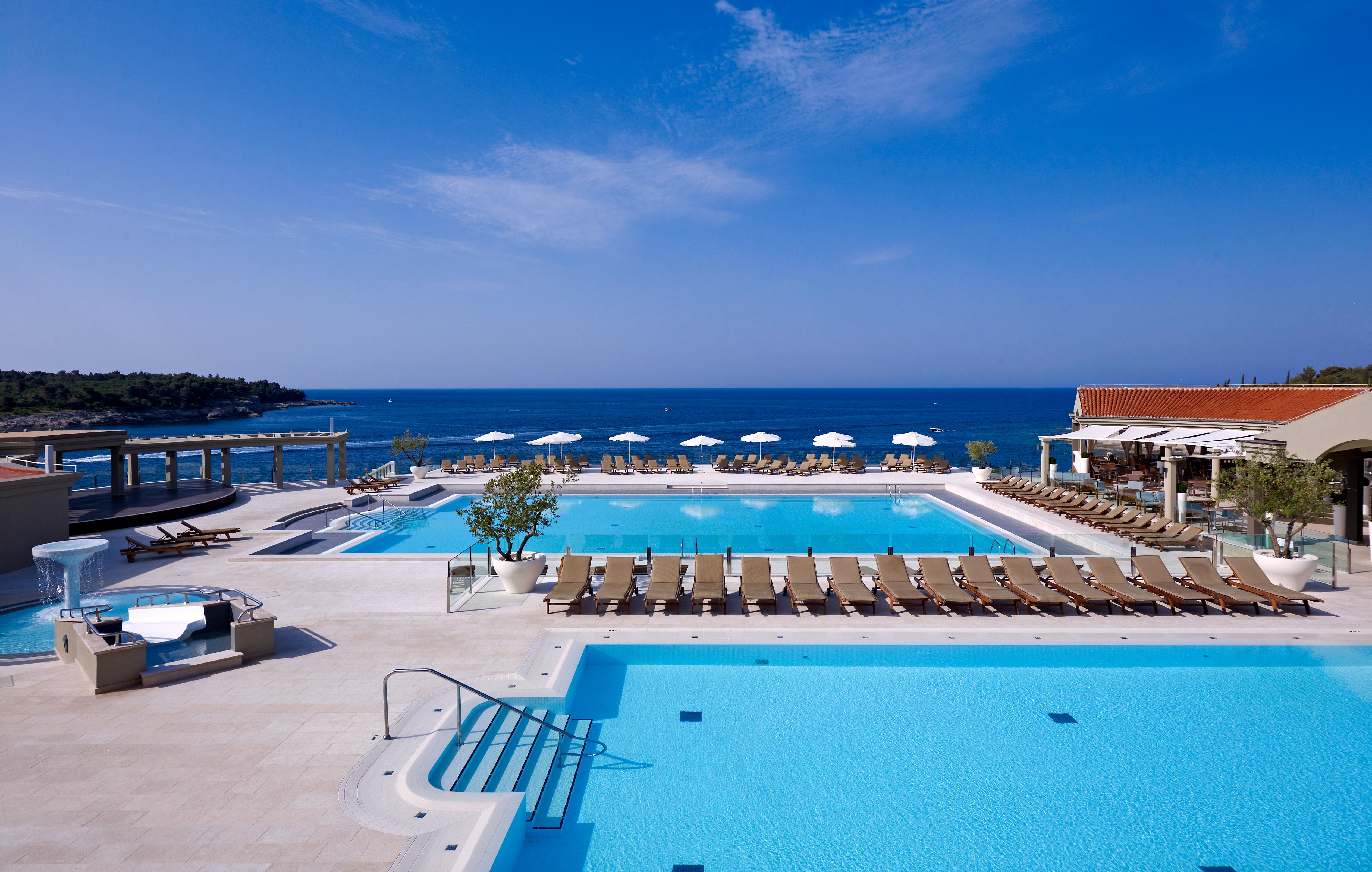 Park Plaza Verudela Пула Екстериор снимка