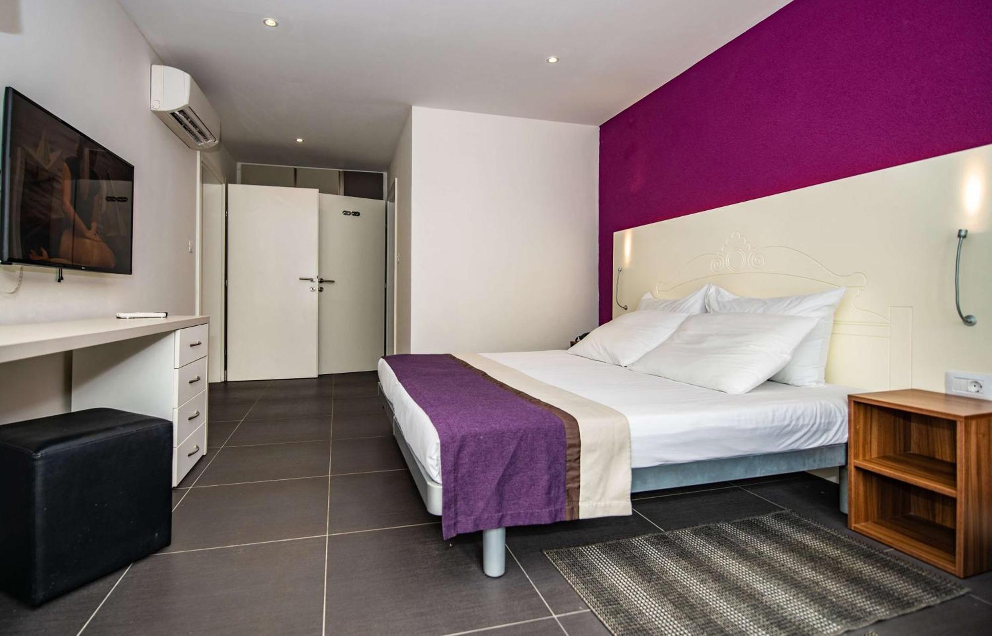 Park Plaza Verudela Пула Екстериор снимка
