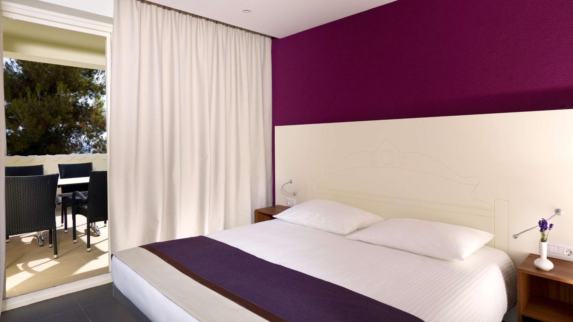 Park Plaza Verudela Пула Екстериор снимка