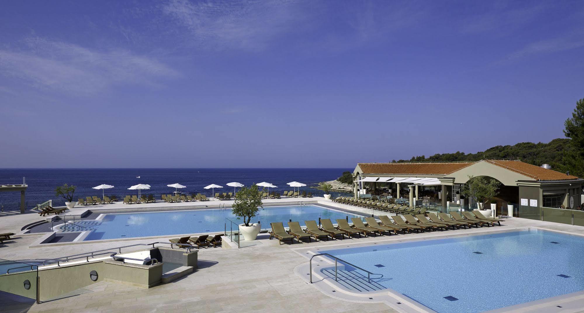 Park Plaza Verudela Пула Екстериор снимка