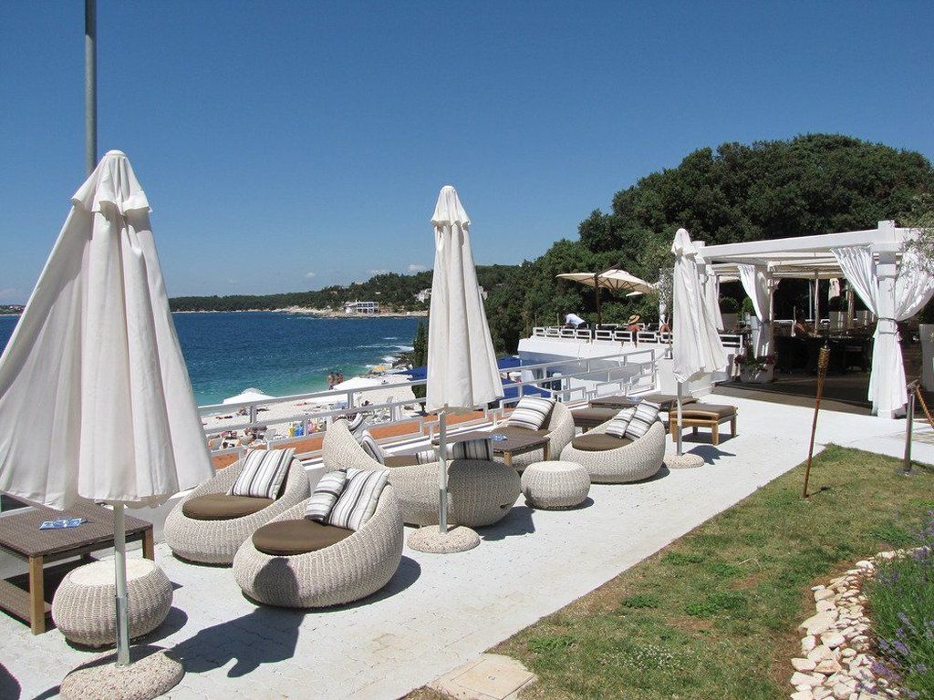 Park Plaza Verudela Пула Ресторант снимка